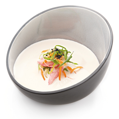 Creamy lobster soup with snow crab