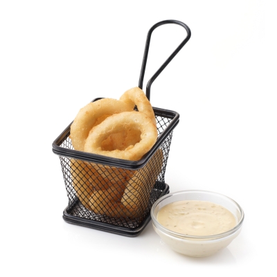 Sibularõngad valge kastmega